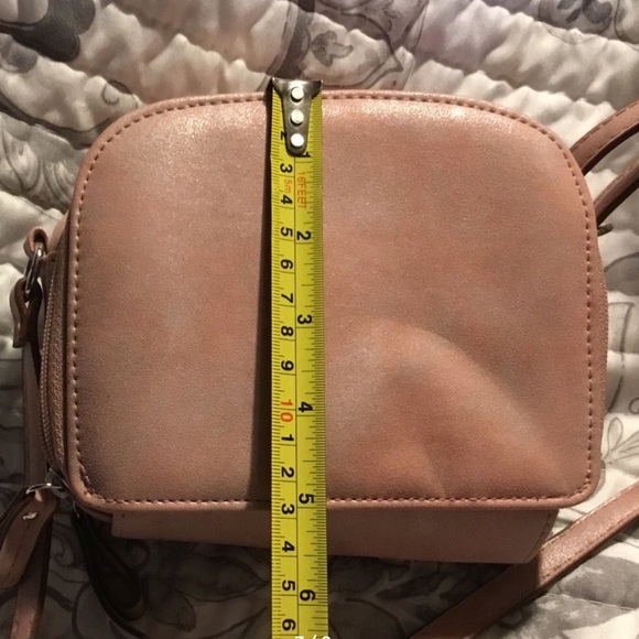 💥3/$20 Nicole Miller NY Crossbody Mini Purse~Blush Pink - Picture 7 of 8